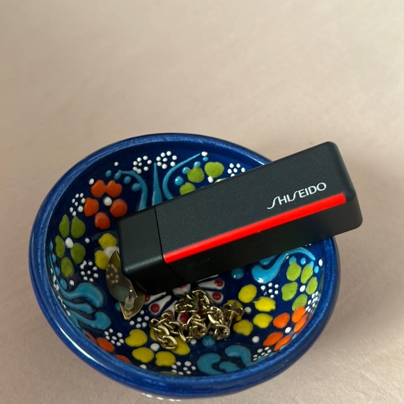 Shiseido Other - Shiseido ModernMattePowder Lipstick in exotic red